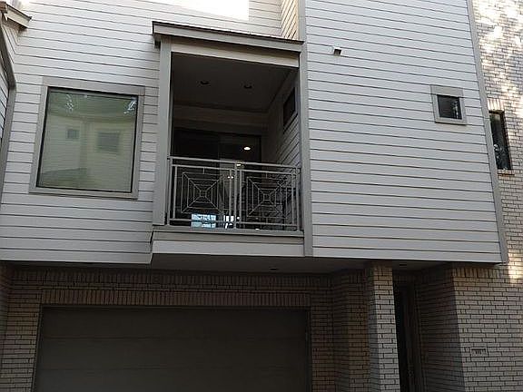 4th image of 3926 Holland Ave