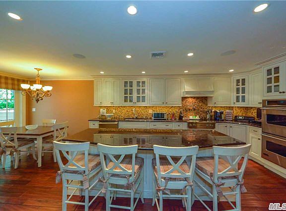 3rd image of 133 Golf View Dr