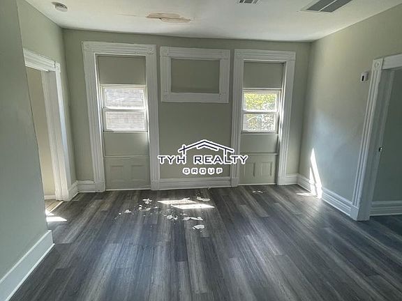2nd image of 174 N 14th St #3