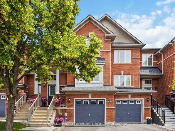 49 Latchford Way, Whitby, ON L1N 0G2