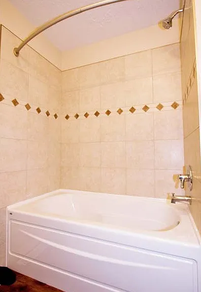 163 Greenwood Vl — Photo 10