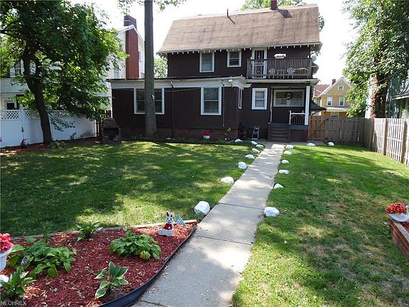 3rd image of 1835 Wymore Ave