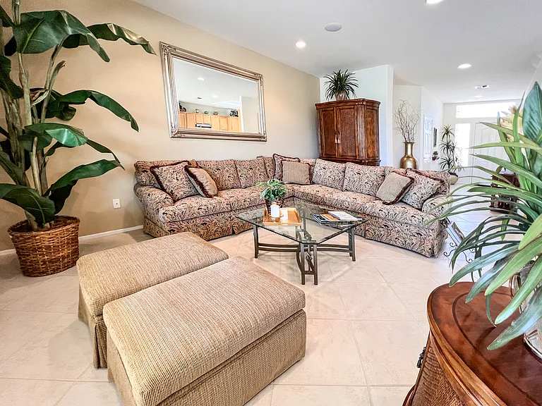35269 Inverness Ave — Photo 4