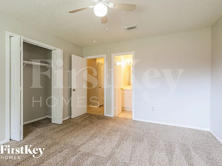 9819 Kiwi Ln — Photo 11
