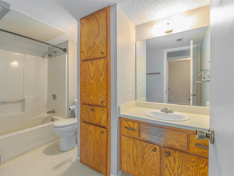 6903 Deatonhill Dr #28 — Photo 13
