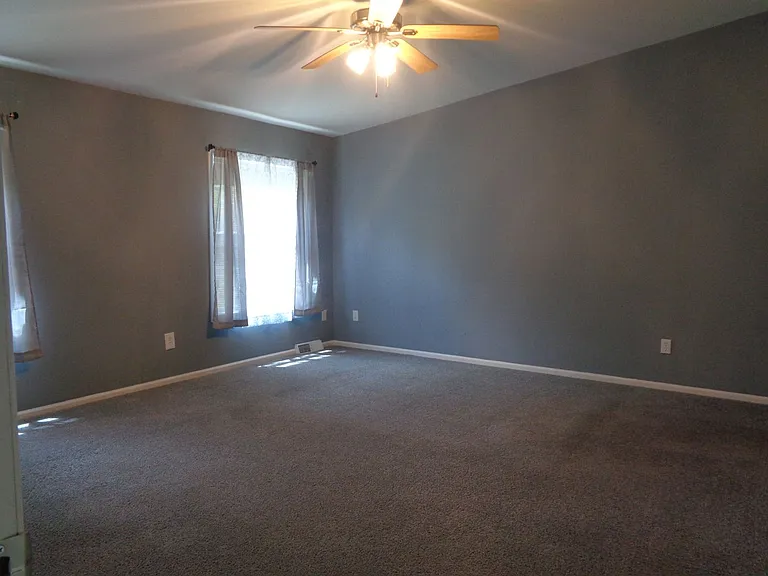 4511 Gray Fox Hts — Photo 11