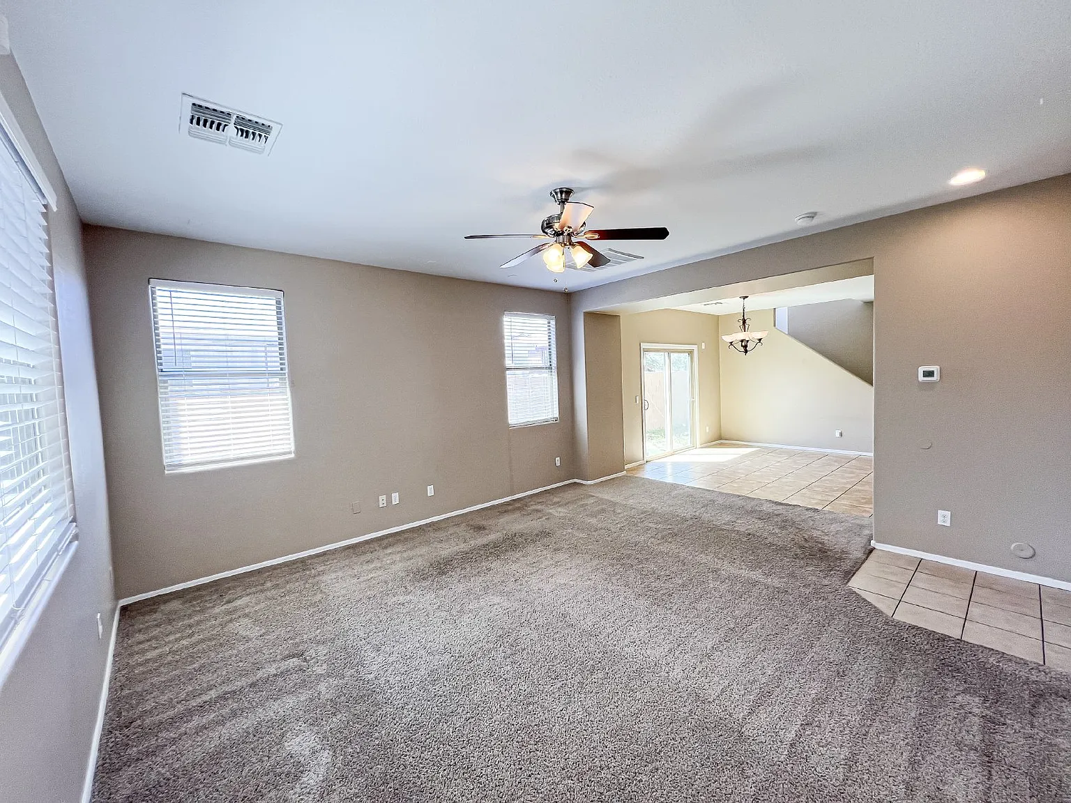 3 bed, 2.5 bath, 2109 sqft, $2,200 — Photo 3