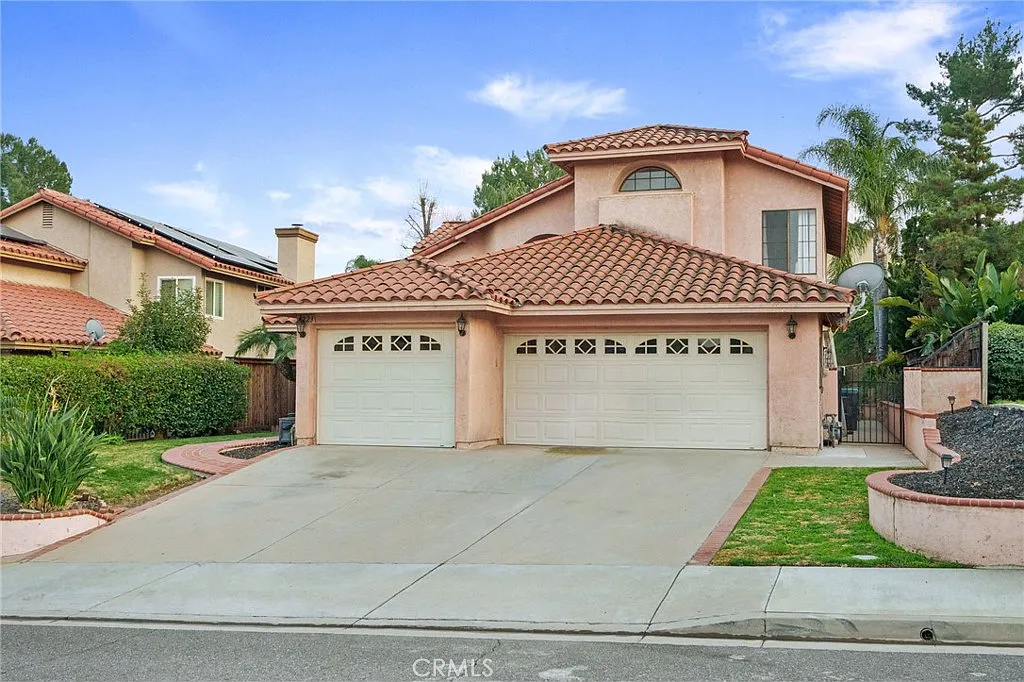 6223 Woodbridge St photo 1