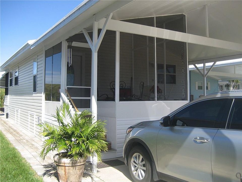 1st image of 5243 SE 64th Ave