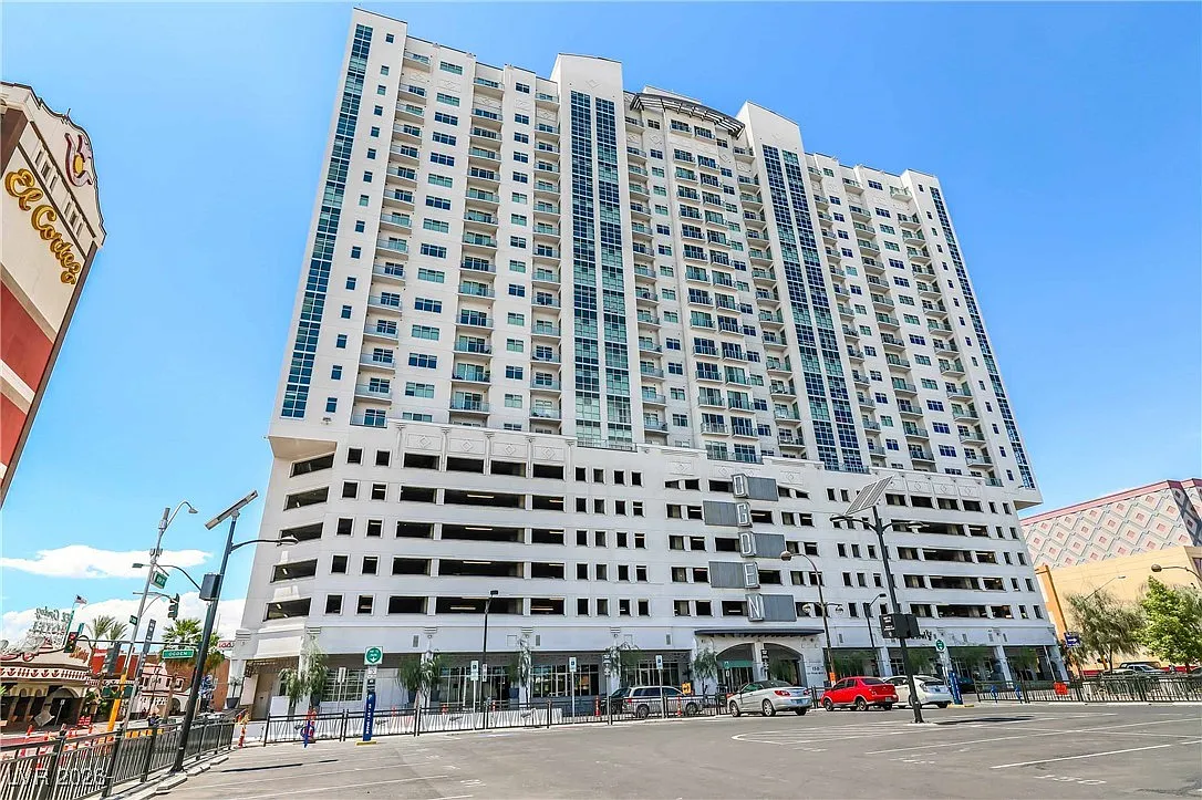 2 bed, 2.0 bath, 1333 sqft, $2,495 — Photo 4