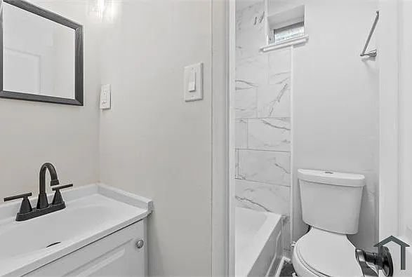 35 E Collom St — Photo 18
