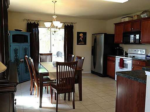 5th image of 1222 Feather Crest Dr