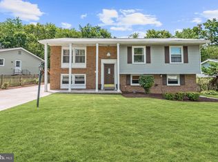 103 S Kennedy Rd, Sterling, VA 20164