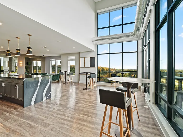 The Vue at Westchester Commons — Photo 47