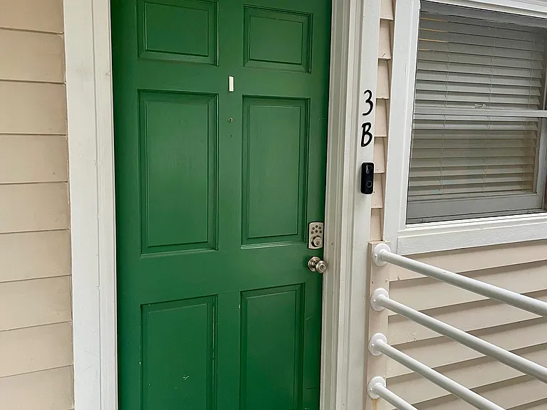 2000 Greenway Ave #3B — Photo 2