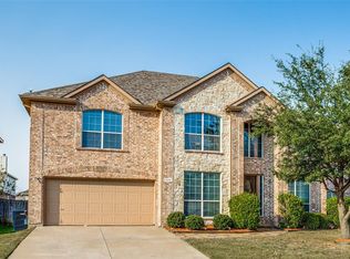 424 Roundrock Ln, Fort Worth, TX 76140