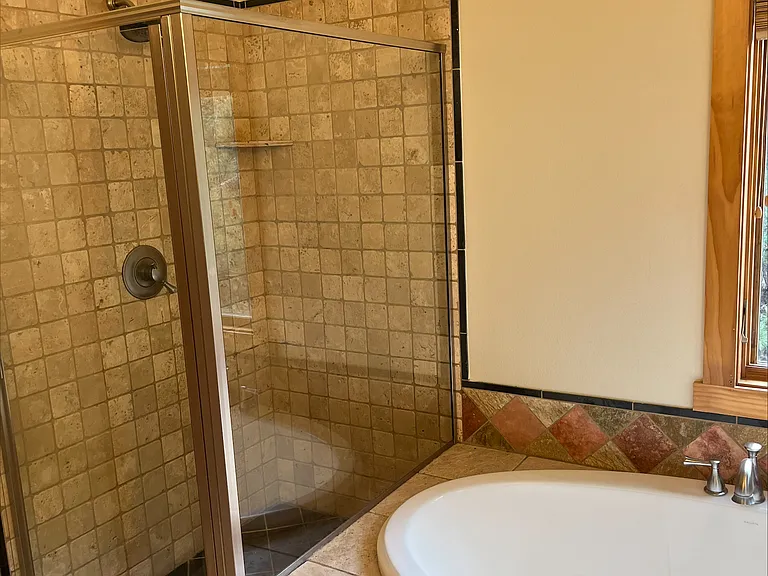1381 Hill Rd — Photo 17