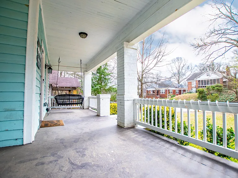 703 Erin Ave SW — Photo 8