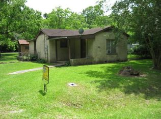 282 County Road 2363 E, Liberty, TX 77575