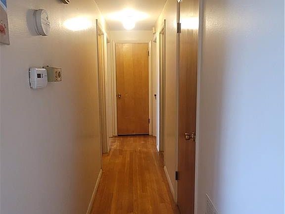 5th image of 301 Zimmerman St