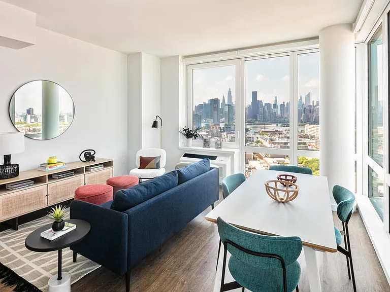 22-44 Jackson Ave #1301 — Photo 4
