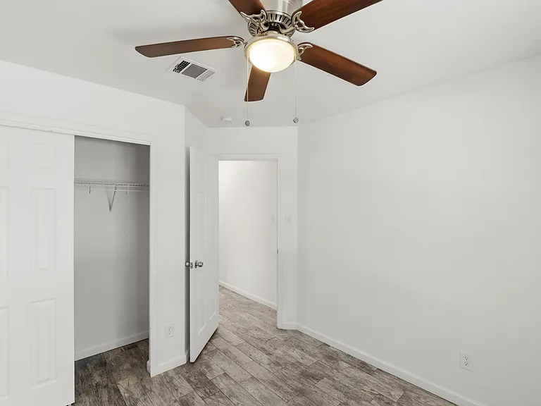 1144 Miss Kimberlys Ln — Photo 17
