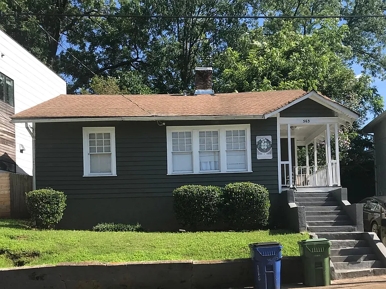 563 Morgan St NE — Photo 1
