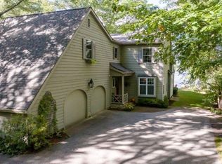 7513 Harbor Dr, Pentwater, MI 49449