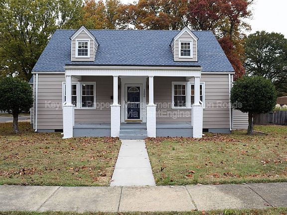 2nd image of 1200 Tallwood St