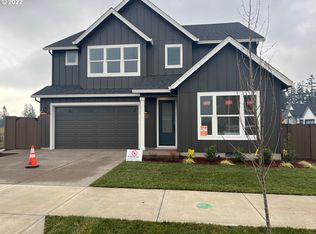 233 SW 18th Ave, Canby, OR 97013