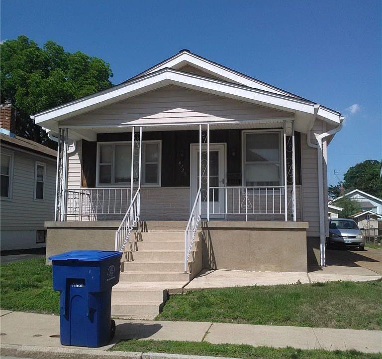 1st image of 4723 Allemania St