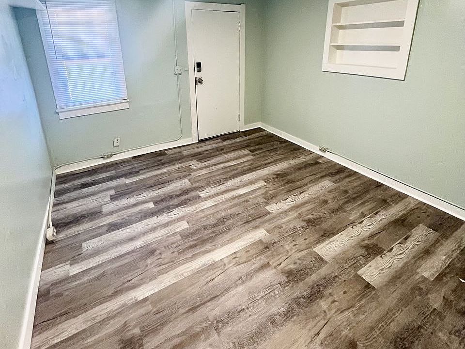 1st image of 400 Santa Fe Dr #10