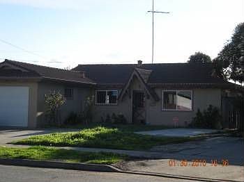 1st image of 2645 Sibelius Ave