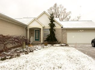 63 Pond Ridge Dr NE, Grand Rapids, MI 49546