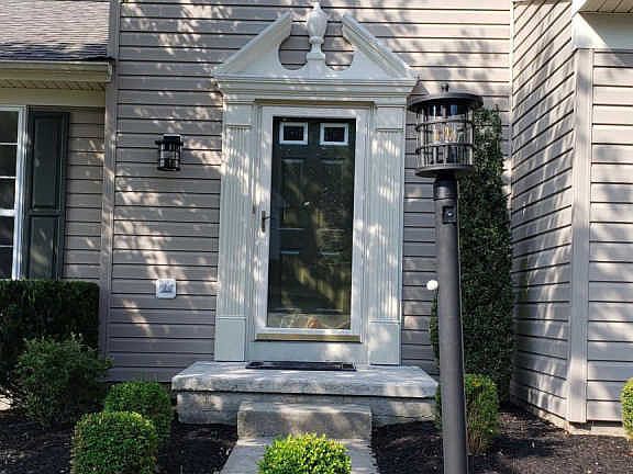 3rd image of 901 N York Dr