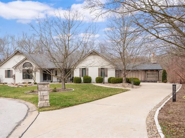 2111 Patrician Way Ct, Saint Louis, MO 63131