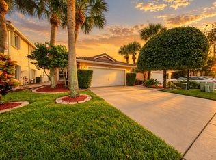 6481 Willoughby Cir, Lake Worth, FL 33463