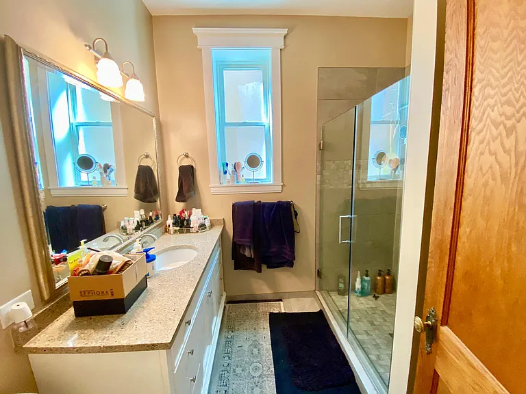 6919 N Wayne Ave #1 — Photo 3