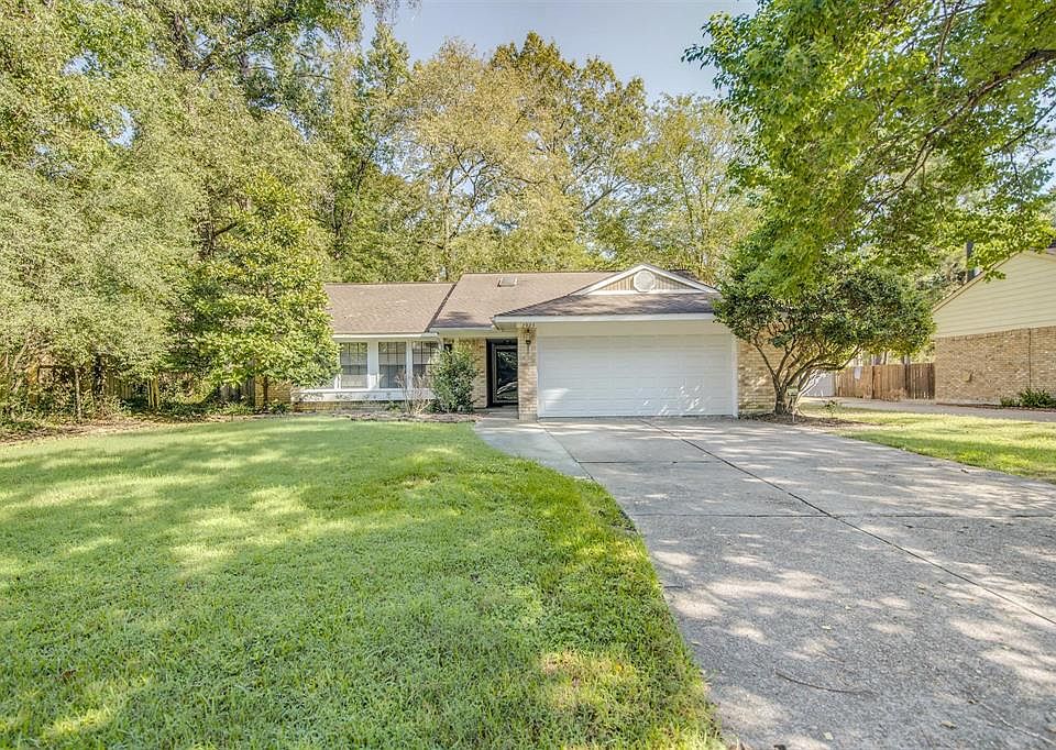 1st image of 2923 Silver Falls Dr