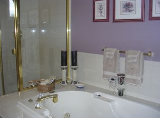 22 Hornbeam Way, Hamburg, NJ 07419