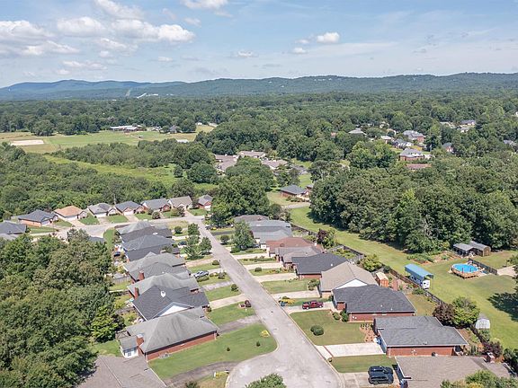 3rd image of 1521 Holly Berry Way