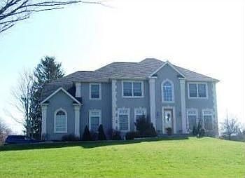 1st image of 108 Bridal Path Ln