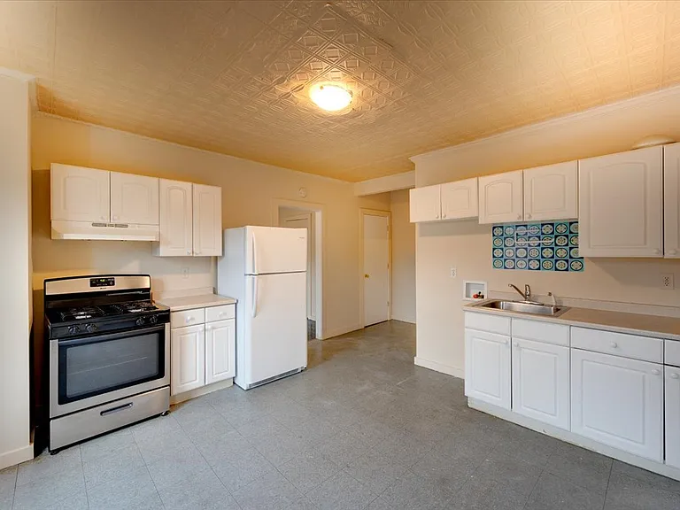 1149 Ogden Street Ext #3 — Photo 7
