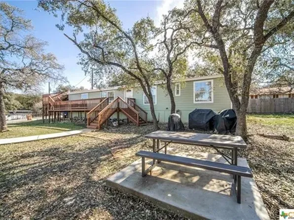 1259 Skylark Dr, Canyon Lake, TX 78133