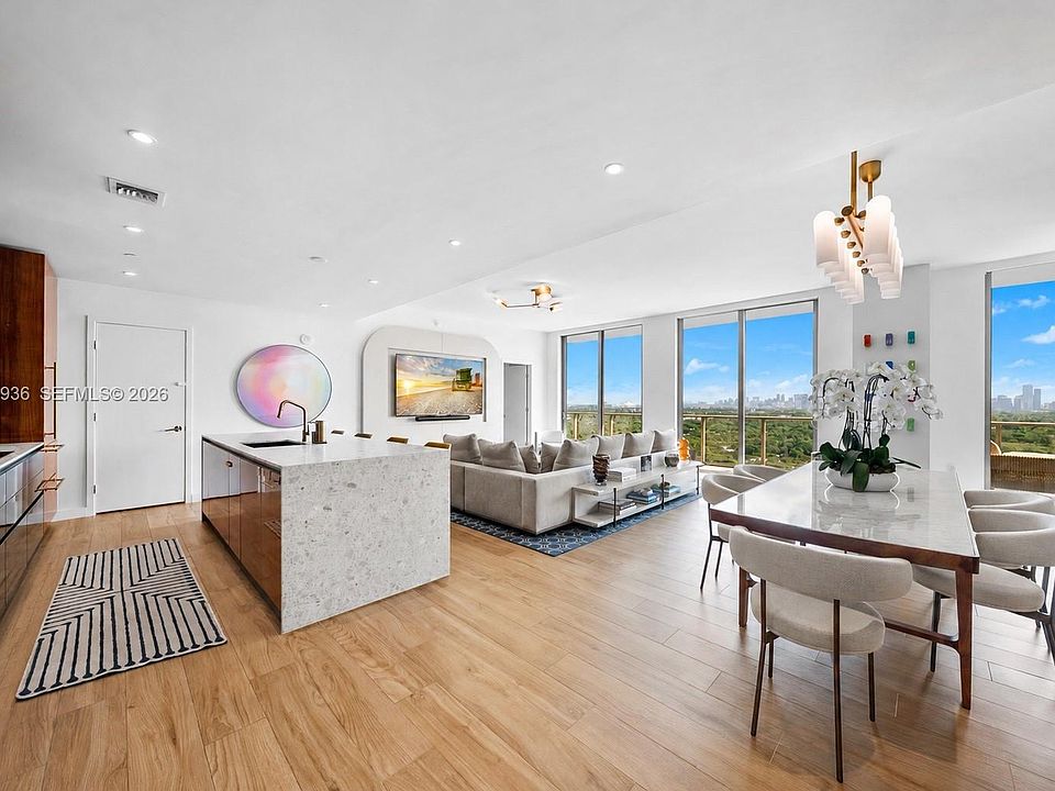 1st image of 2678 Tigertail Ave #1806