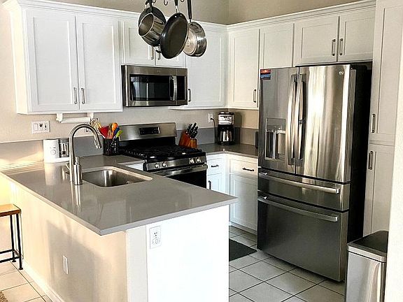 5th image of 8590 New Salem St Unit 22
