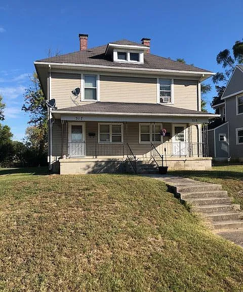 517 Drury Ln — Photo 1