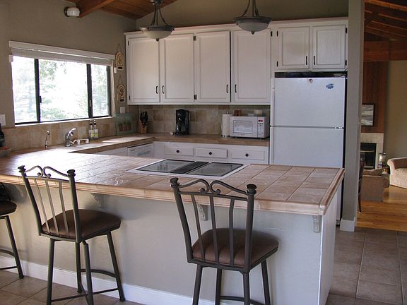 5th image of 2190 Newell Dr