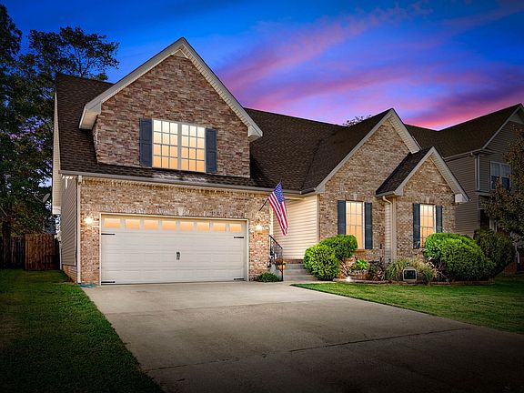 2nd image of 2964 Brewster Dr