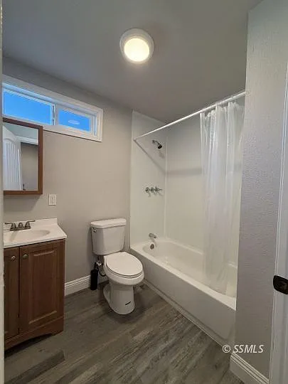 430 W Wilson Ave — Photo 9